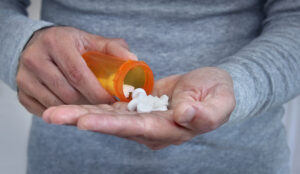 Read more about the article The Top Warning Oxycontin Addiction Signs