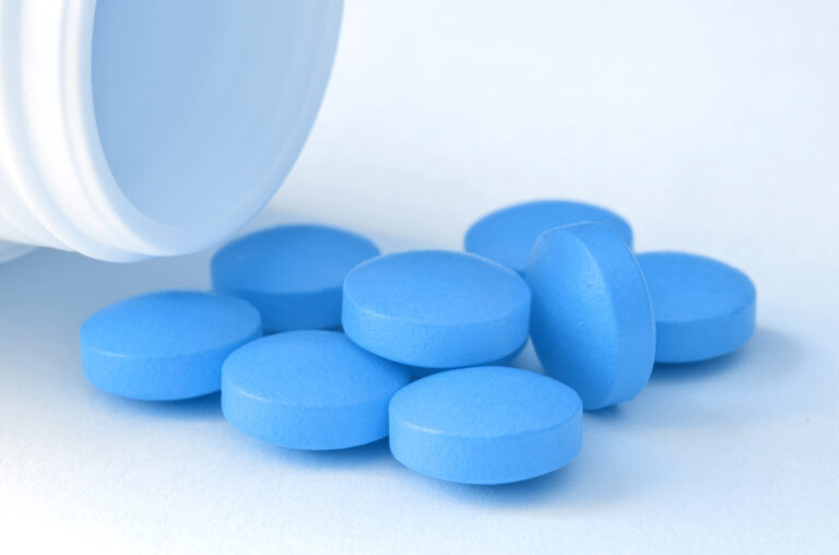 Read more about the article The Signs of Valium Abuse and Addiction
