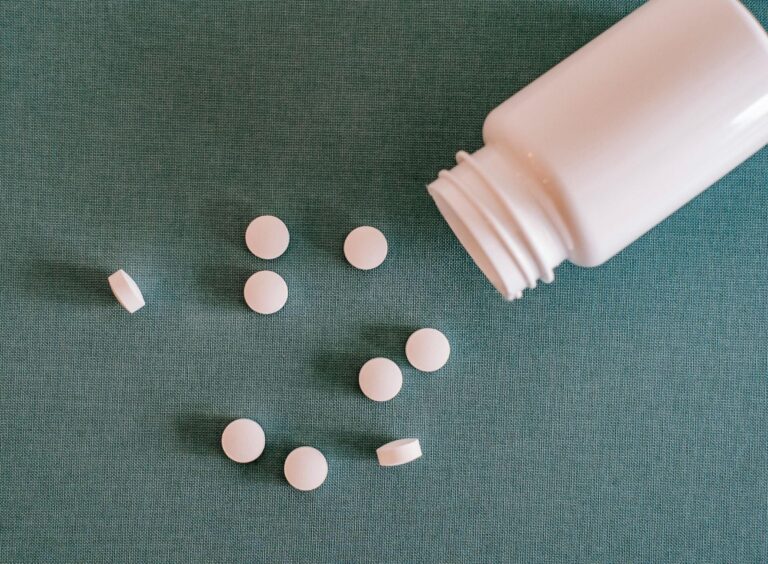 Read more about the article How Long Does Oxycontin Stay In Your System?