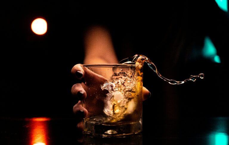 Read more about the article The Comprehensive Guide to the Stages of Alcoholism